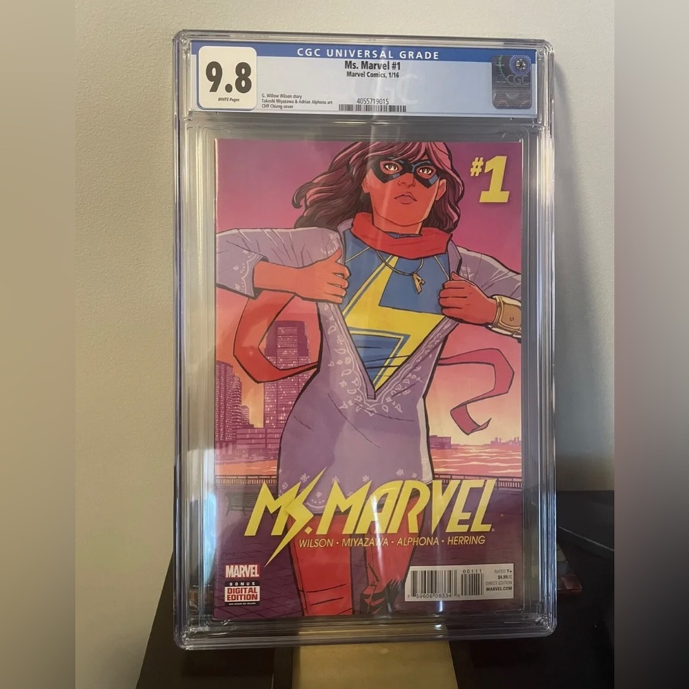 MS MARVEL 1 CGC 9.8 KAMALA KHAN 2016 SERIES MCU